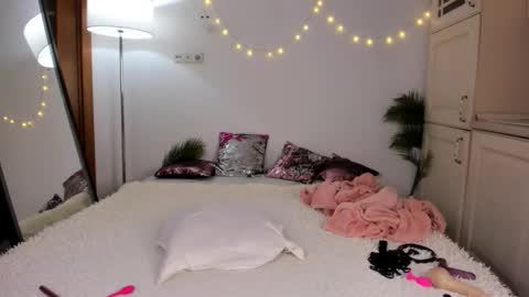 Snapshot of sonya_baby chatting on 20, 9, 2025 SONIA online show from 20, 9, 2025