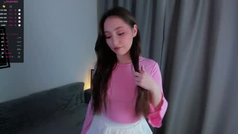 Snapshot of sonya_swee1 chatting on 3, 2, 2026 Sonya online show from 3, 2, 2026