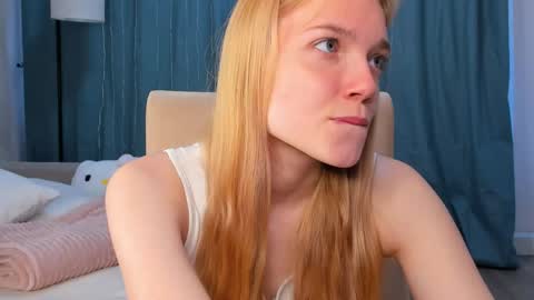 Snapshot of sonyalaviola chatting on 9, 5, 2026 Sofia online show from 9, 5, 2026