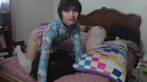 soophiebby online show from 10, 3, 2025