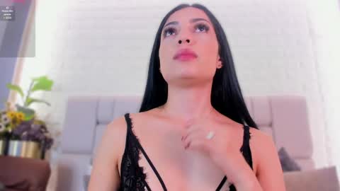 Snapshot of sophia_bonnet chatting on 27, 4, 2026 S O P H I A online show from 27, 4, 2026