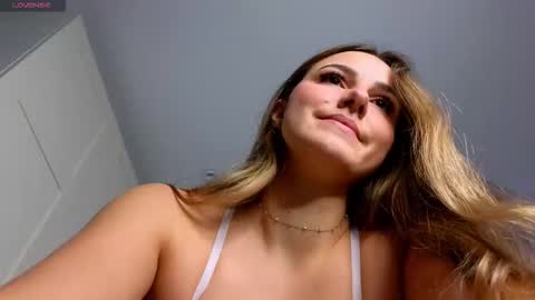 Snapshot of sophia_euphoria chatting on 12, 1, 2026 Sophia online show from 12, 1, 2026