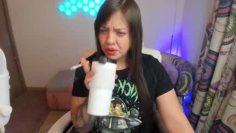 sophia_grants online show from 20, 11, 2025