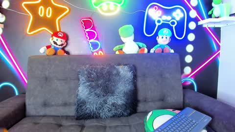 Sophi  online show from 23, 1, 2025