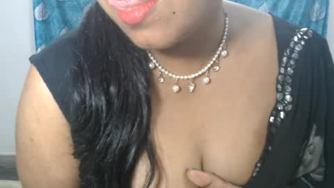 Snapshot of sophia_indian chatting on 8, 7, 2026 Sophia Tamil online show from 8, 7, 2026