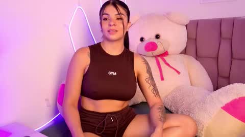 Sophia Carson online show from 13, 11, 2025