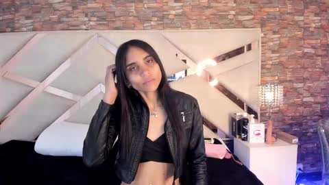 Sophia Paris online show from 12, 9, 2025