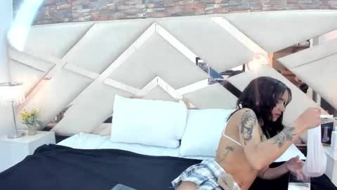 Sophia Paris online show from 19, 9, 2025