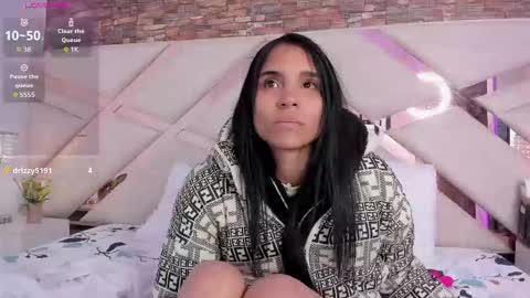 Sophia Paris online show from 20, 10, 2025