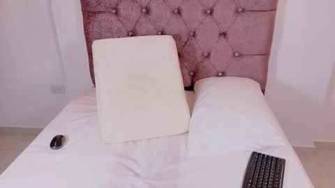 Sophia online show from 7, 11, 2025