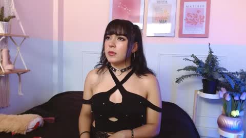 Sophie  online show from 13, 5, 2026