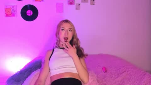 Sophie online show from 19, 2, 2026