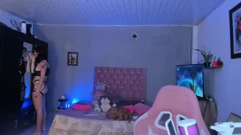 Snapshot of sophie_dolly_ chatting on 19, 7, 2026 sophie doll online show from 19, 7, 2026