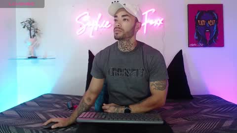 SOPHIE - FOXX online show from 2, 2, 2026