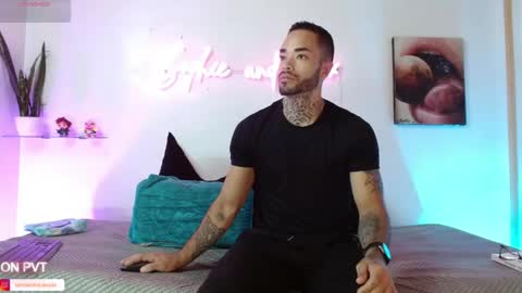 SOPHIE - FOXX online show from 2, 6, 2026