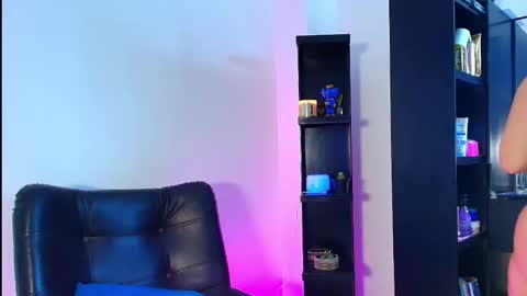  SOPHIE JANNER online show from 3, 3, 2026