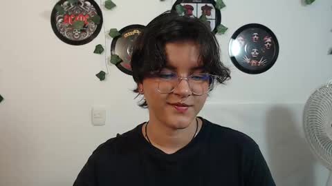 sophie_ross1 online show from 23, 9, 2025