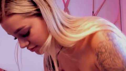 Sophie online show from 25, 3, 2026