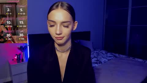 Sophie online show from 3, 10, 2025