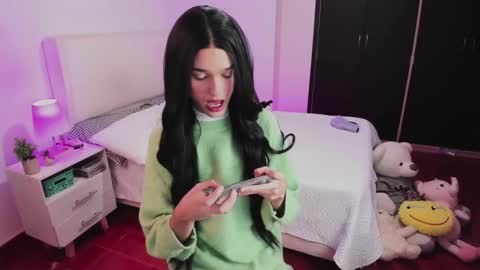 Snapshot of sophiecornett chatting on 17, 9, 2025    online show from 17, 9, 2025