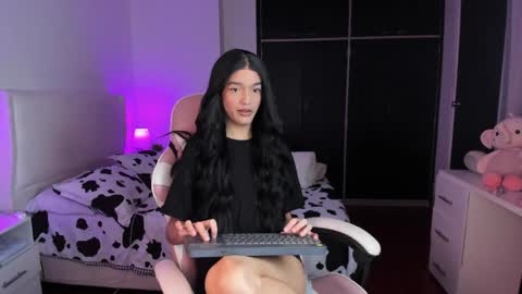    online show from 19, 5, 2026