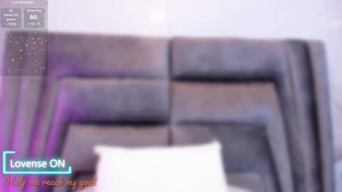 Snapshot of sophiee_smith chatting on 8, 1, 2025 Sophie online show from 8, 1, 2025