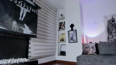 Snapshot of sophiehill_gh chatting on 3, 11, 2025 SOPH  online show from 3, 11, 2025