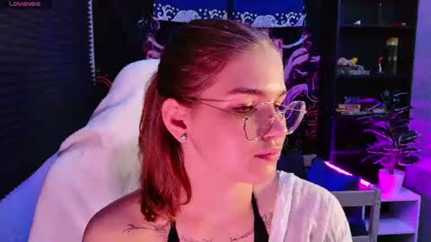 Sophie online show from 19, 7, 2026
