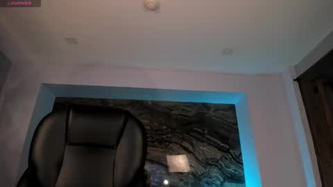 Sophie  Palmer online show from 8, 2, 2026