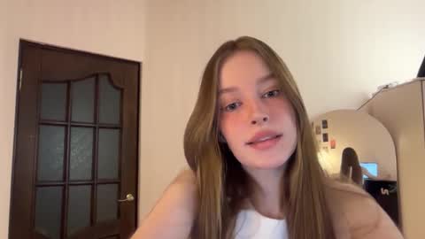 Sophie  Next stream  3 online show from 2, 10, 2025