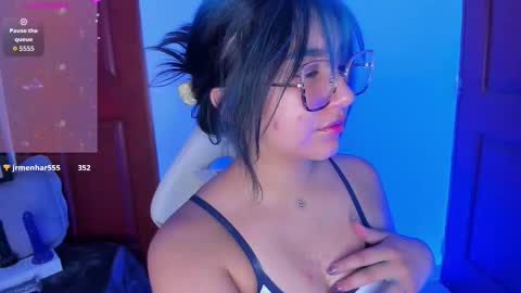 Snapshot of sophievv chatting on 12, 2, 2026 Sophie online show from 12, 2, 2026