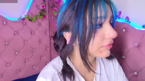   Sophie  online show from 17, 4, 2026