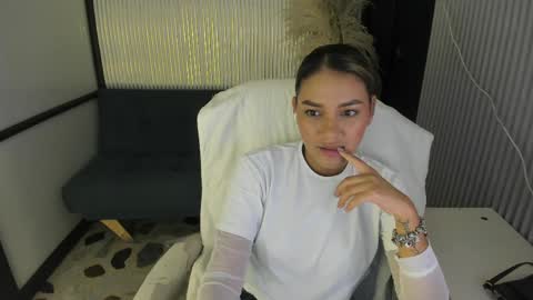 sophiewatson_ online show from 26, 5, 2026