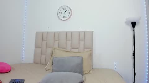 Sofia  online show from 21, 2, 2026