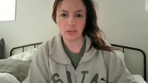 NaughtyMommy online show from 21, 5, 2026