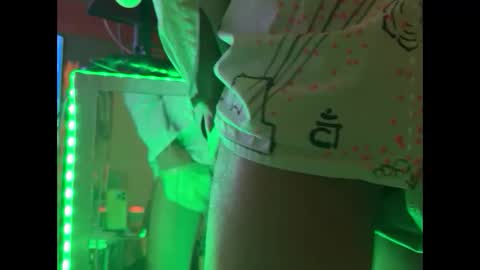 Snapshot of soulntribe chatting on 4, 1, 2025 Litchie69 online show from 4, 1, 2025