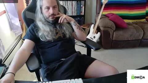 Alex G online show from 21, 4, 2026