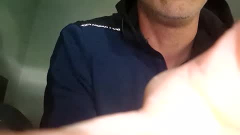 Snapshot of southboy2410 chatting on 12, 10, 2025 southboy2410 online show from 12, 10, 2025