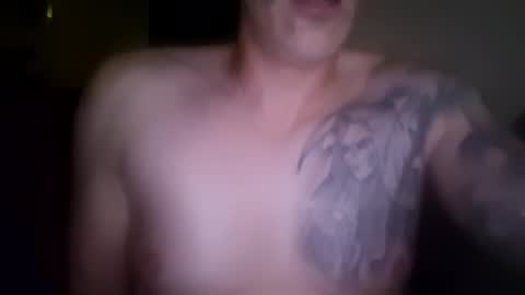 Snapshot of southboy2410 chatting on 16, 10, 2025 southboy2410 online show from 16, 10, 2025