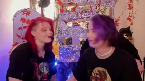 Snapshot of sova_energy chatting on 3, 12, 2025 Leah online show from 3, 12, 2025