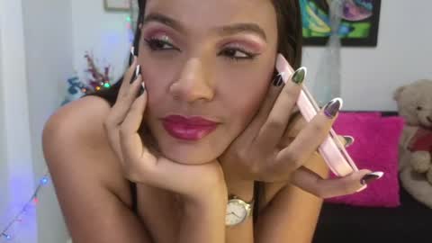 soy_isabel online show from 27, 12, 2024