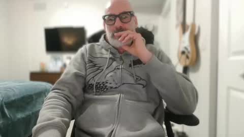 WhiteWolfFL online show from 2, 1, 2025