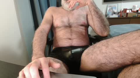 WhiteWolfFL online show from 2, 3, 2025