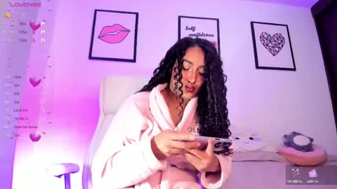 Snapshot of soyjuliana19 chatting on 19, 2, 2025 Juliana online show from 19, 2, 2025