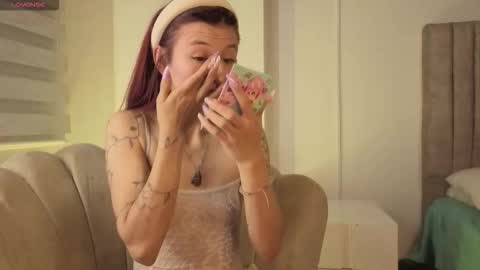      online show from 27, 11, 2025