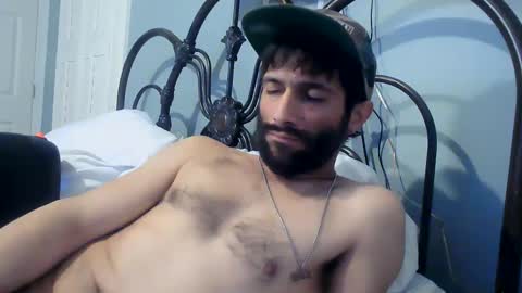 Snapshot of spacecase843 chatting on 11, 2, 2025 TrndSettrz online show from 11, 2, 2025