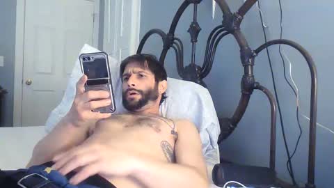 Snapshot of spacecase843 chatting on 24, 2, 2025 TrndSettrz online show from 24, 2, 2025