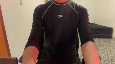 Snapshot of spaiseebuhnaanuh chatting on 26, 10, 2025 Roger online show from 26, 10, 2025