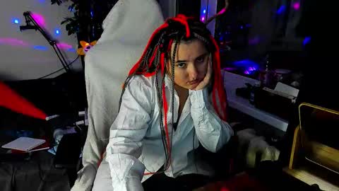 Snapshot of spanking_girls chatting on 26, 11, 2025 Evgenia online show from 26, 11, 2025