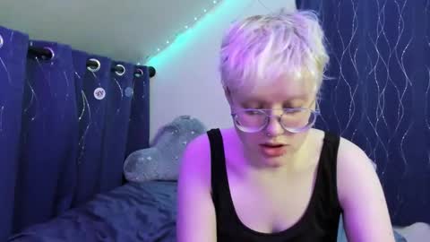 Snapshot of sparkling_water_hate_club chatting on 25, 11, 2025 Atticus Pendragon online show from 25, 11, 2025